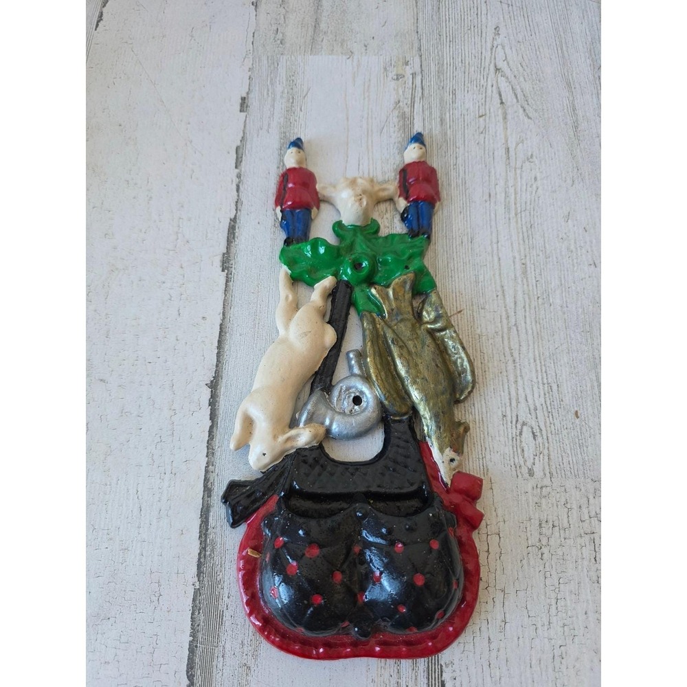 Antique hanging cast iron rabbit match holder hunter mount‎ soldier cow key